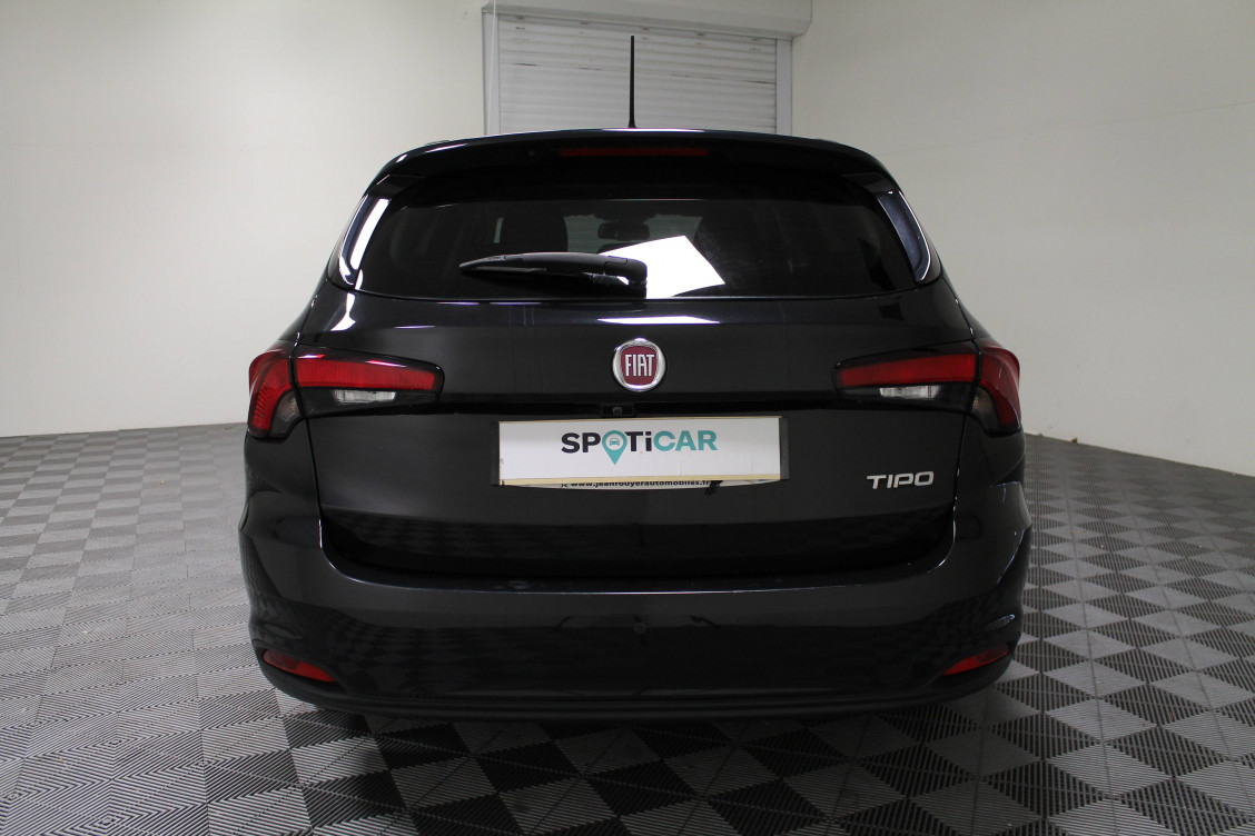 Acheter Fiat Tipo Tipo Station Wagon 1.4 T-Jet 120 ch Start/Stop Lounge 5p occasion dans les concessions du Groupe Faurie