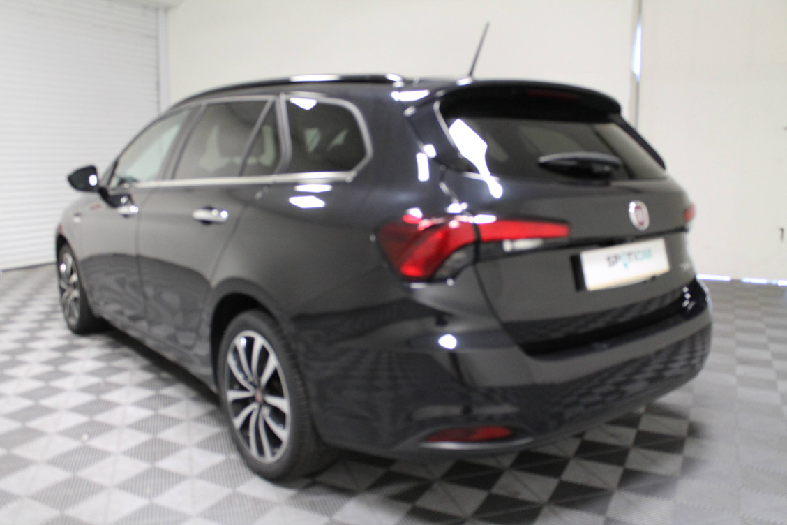 Acheter Fiat Tipo Tipo Station Wagon 1.4 T-Jet 120 ch Start/Stop Lounge 5p occasion dans les concessions du Groupe Faurie