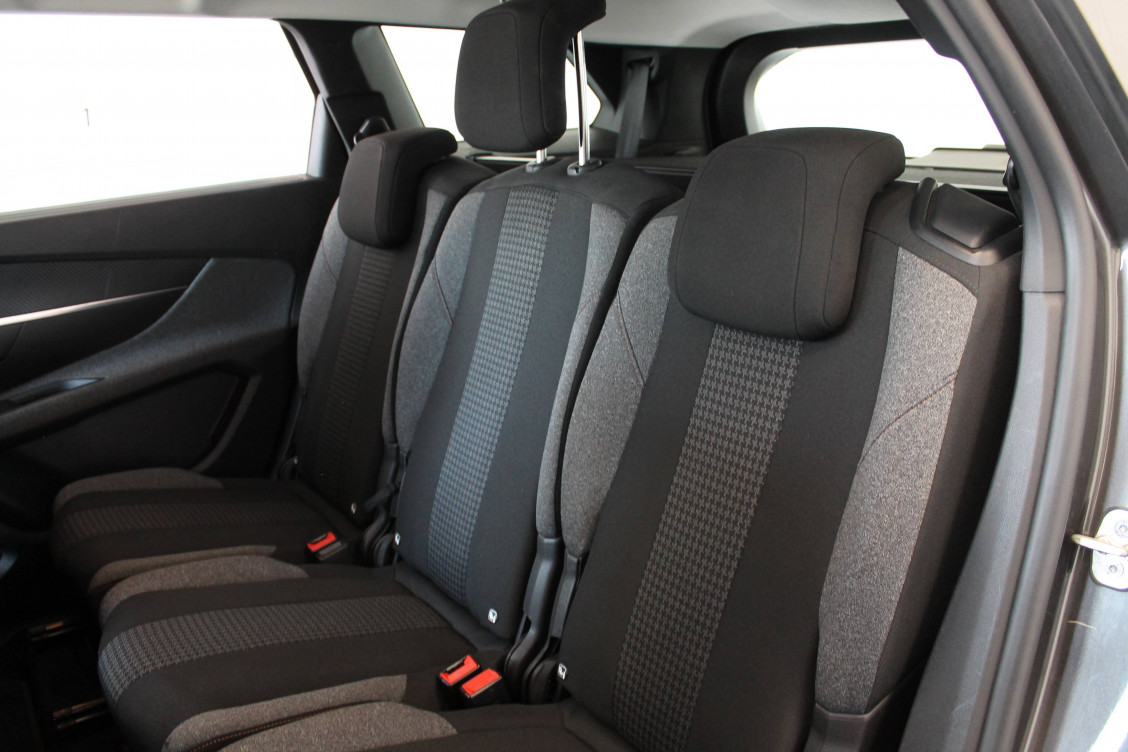 Acheter Peugeot 5008 5008 PureTech 130ch S&S EAT8 Active Business 5p occasion dans les concessions du Groupe Faurie