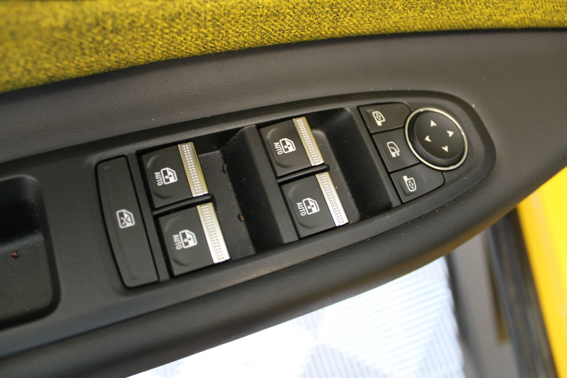 Acheter Renault Renault 5 Renault 5 E-Tech Electrique 150 ch autonomie confort Iconic cinq 5p occasion dans les concessions du Groupe Faurie