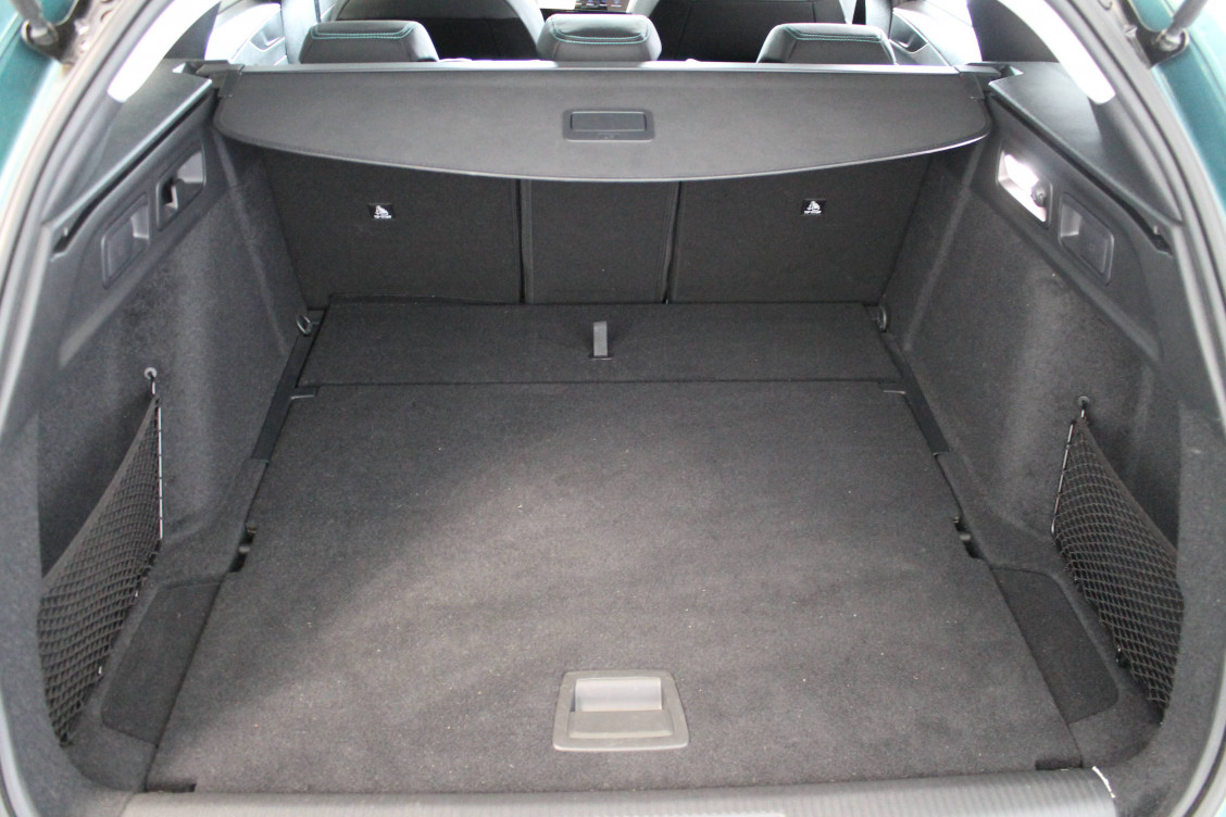 Acheter Peugeot 308 308 SW Hybrid 136 e-DCS6 GT 5p occasion dans les concessions du Groupe Faurie