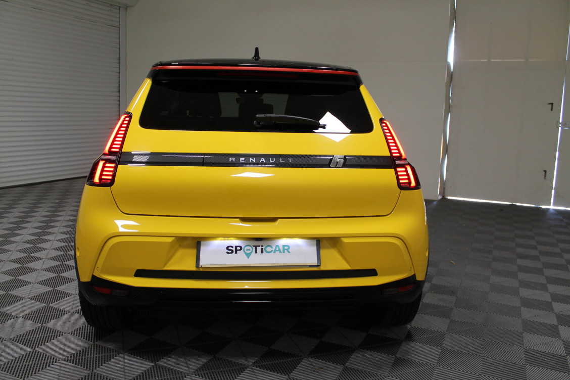 Acheter Renault Renault 5 Renault 5 E-Tech Electrique 150 ch autonomie confort Iconic cinq 5p occasion dans les concessions du Groupe Faurie