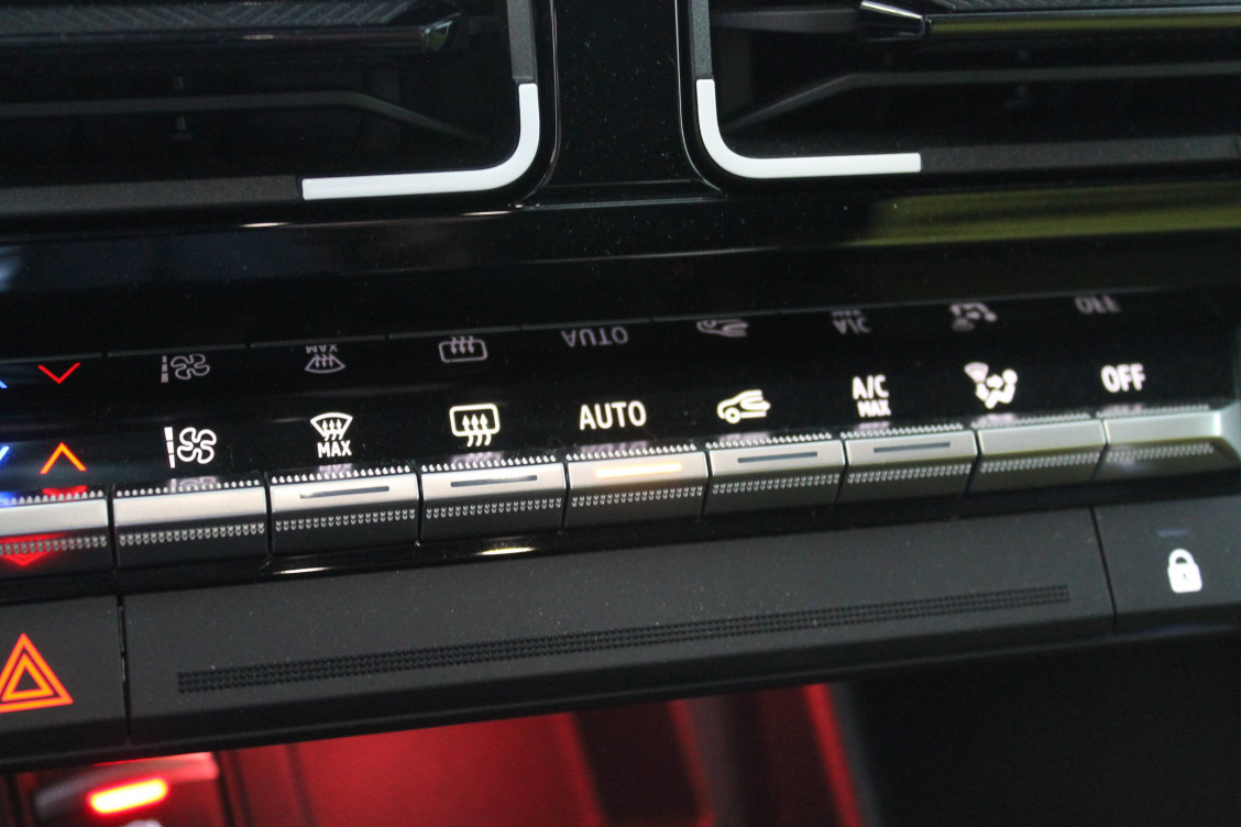 Acheter Renault Renault 5 Renault 5 E-Tech Electrique 150 ch autonomie confort Iconic cinq 5p occasion dans les concessions du Groupe Faurie