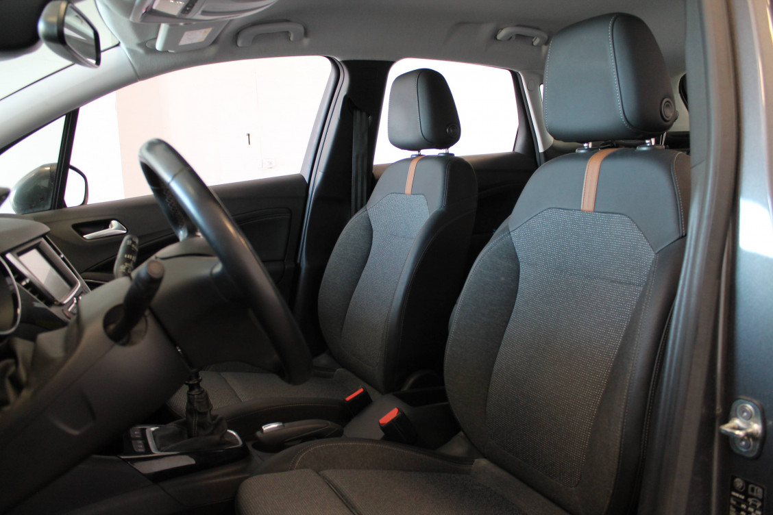 Acheter Opel Crossland Crossland 1.2 Turbo 110 ch BVM6 Elegance 5p occasion dans les concessions du Groupe Faurie