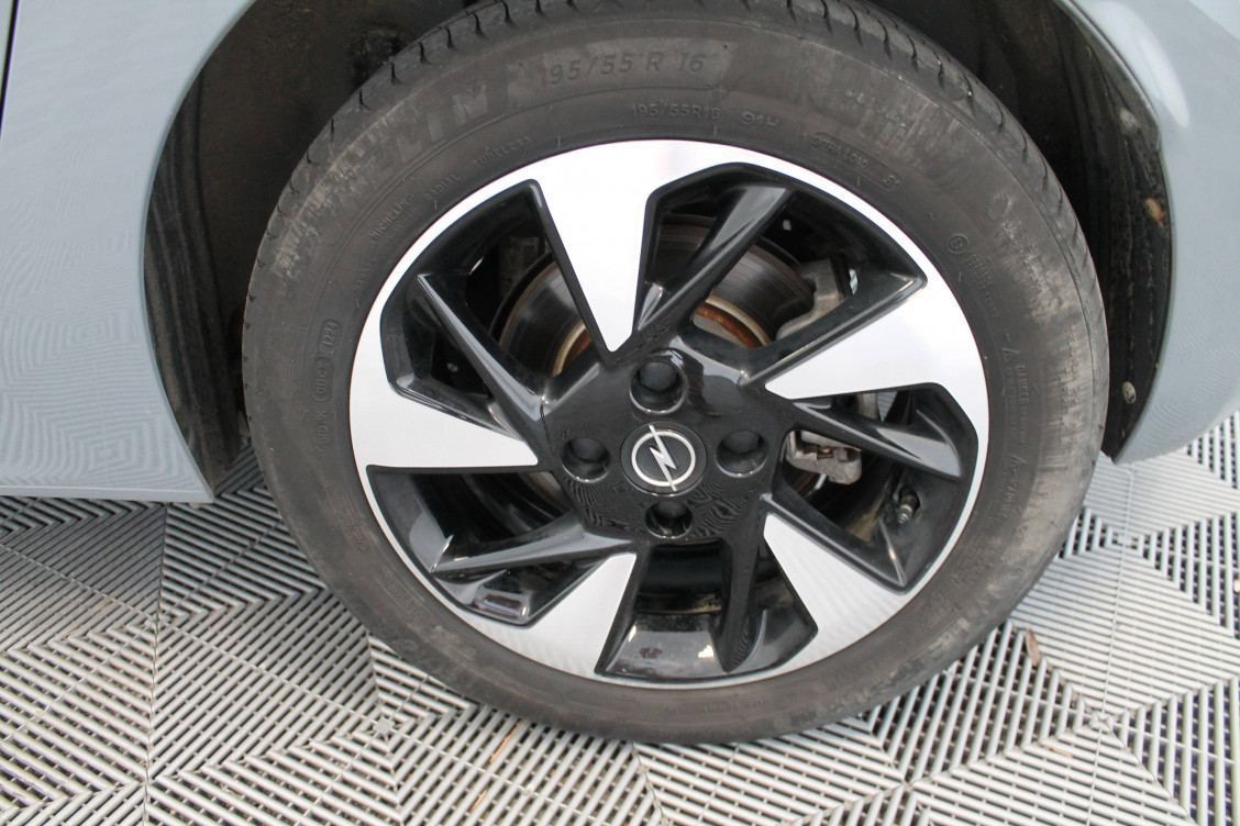 Acheter Opel Corsa E Corsa Electrique 136 ch & Batterie 50 kWh  5p occasion dans les concessions du Groupe Faurie
