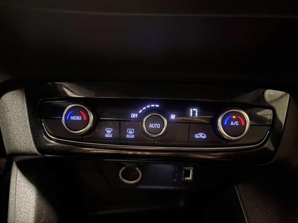 Acheter Opel Corsa E Corsa Electrique 136 ch & Batterie 50 kw/h Elegance 5p occasion dans les concessions du Groupe Faurie