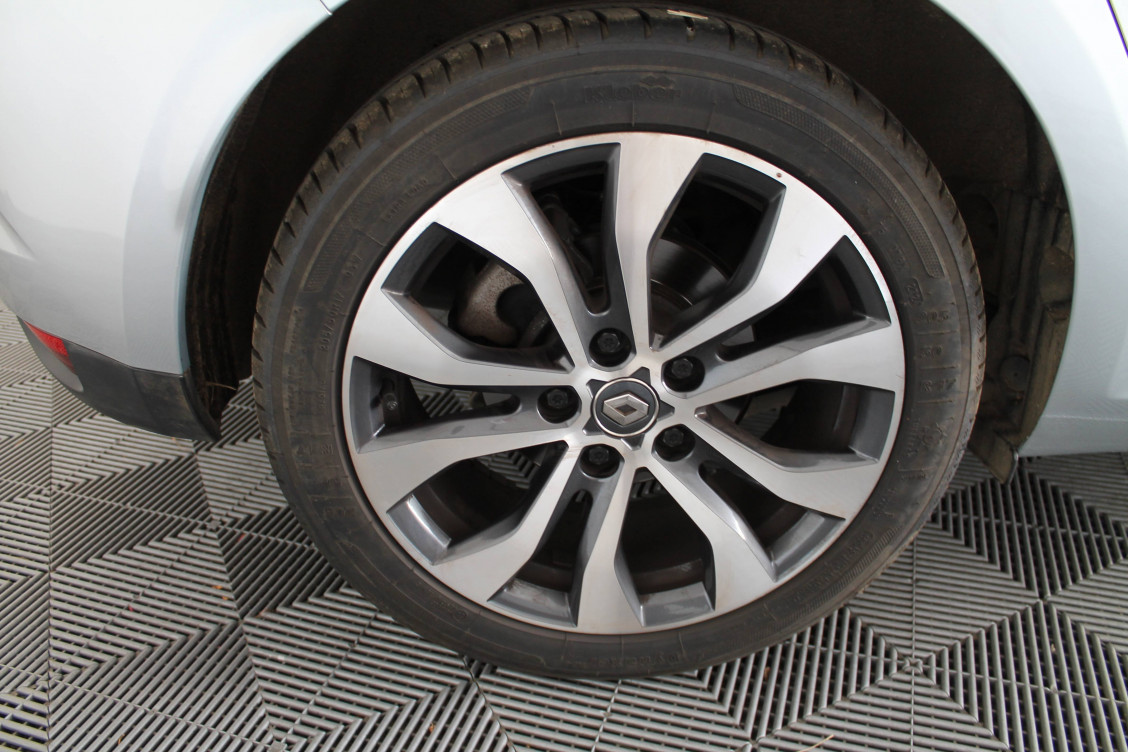 Acheter Renault Megane 4 Megane IV Berline TCe 140 EDC Techno 5p occasion dans les concessions du Groupe Faurie