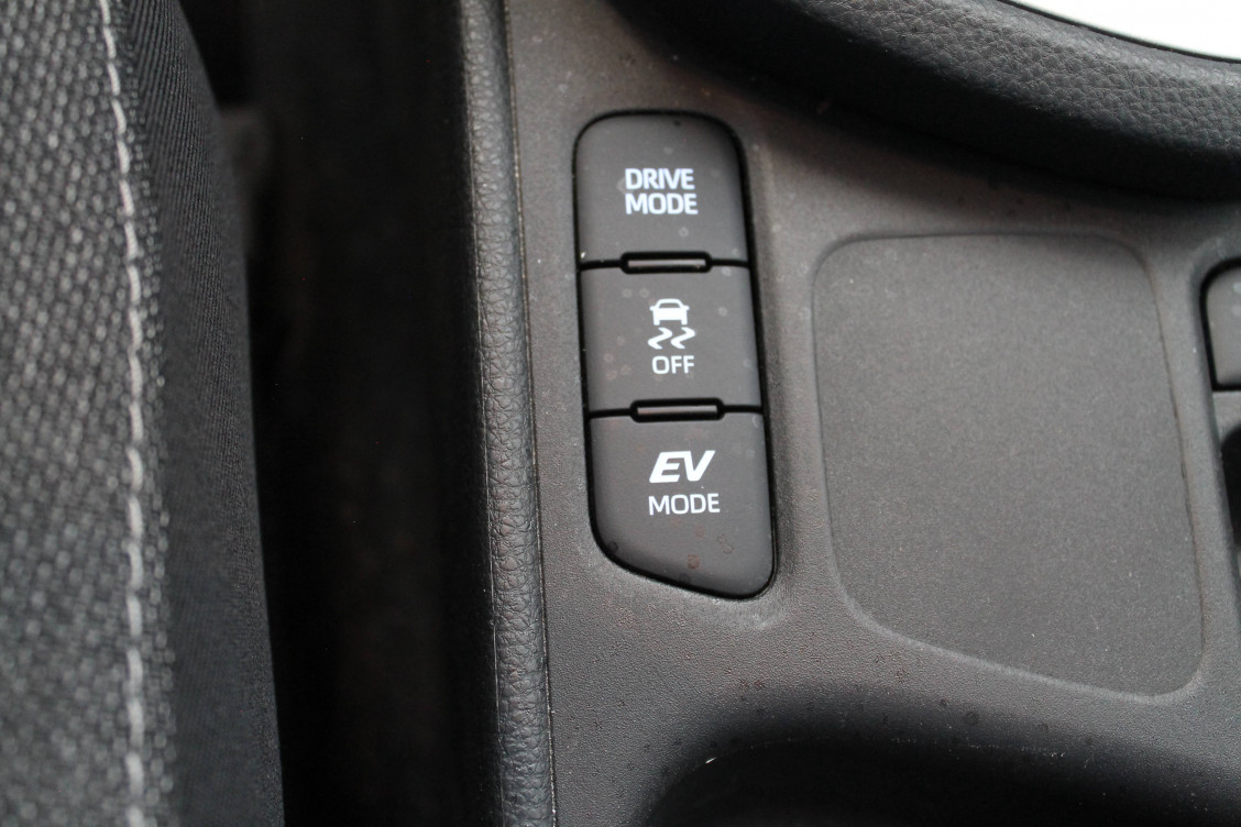 Acheter Toyota Yaris Cross Yaris Cross Hybride 116h 2WD Design 5p occasion dans les concessions du Groupe Faurie