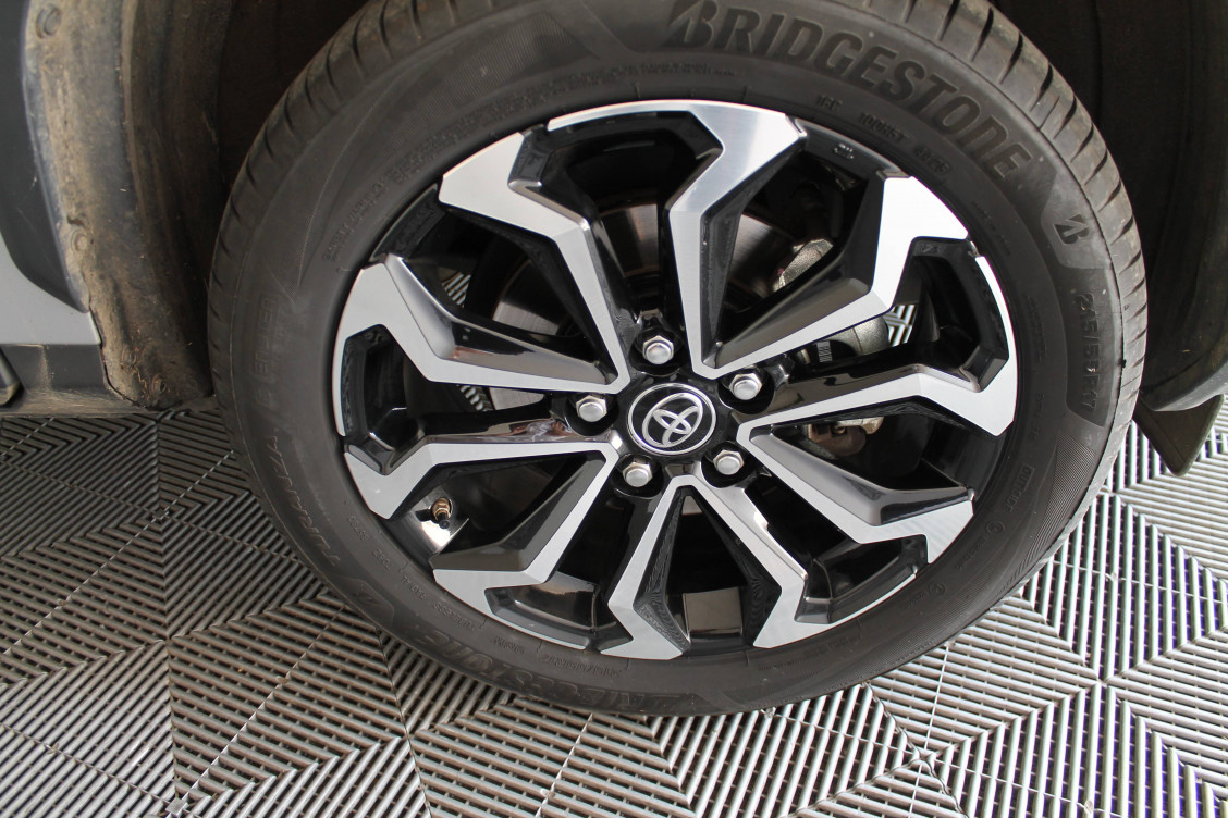 Acheter Toyota Yaris Cross Yaris Cross Hybride 116h 2WD Design 5p occasion dans les concessions du Groupe Faurie