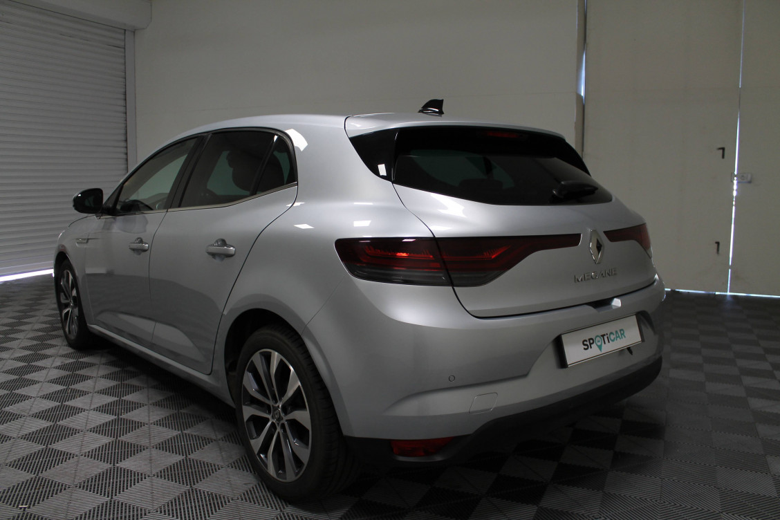 Acheter Renault Megane 4 Megane IV Berline TCe 140 EDC Techno 5p occasion dans les concessions du Groupe Faurie