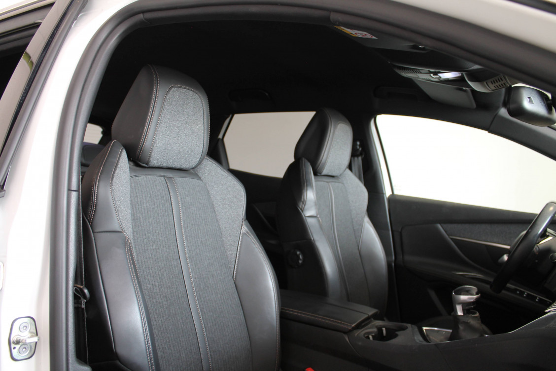 Acheter Peugeot 3008 3008 1.2 Puretech 130ch S&S BVM6 GT Line 5p occasion dans les concessions du Groupe Faurie