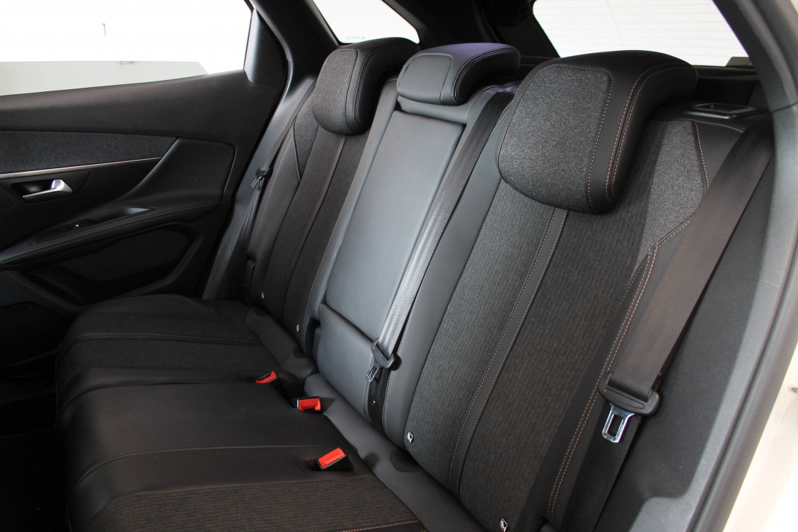 Acheter Peugeot 3008 3008 1.2 Puretech 130ch S&S BVM6 GT Line 5p occasion dans les concessions du Groupe Faurie