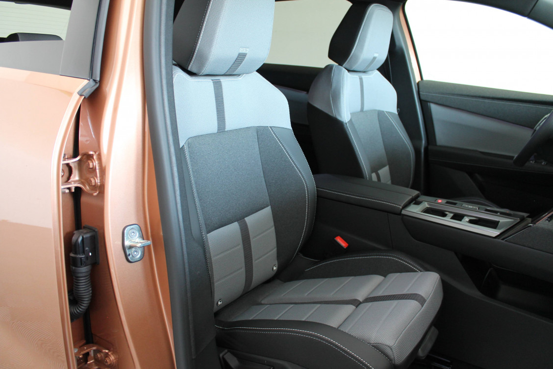 Acheter Opel Grandland Grandland 1.2 Turbo Hybrid 145 ch e-DCT6 GS 5p occasion dans les concessions du Groupe Faurie
