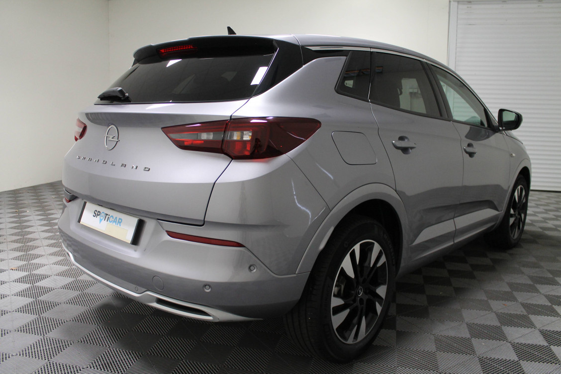 Acheter Opel Grandland Grandland 1.2 Turbo 130 ch Elegance Business 5p occasion dans les concessions du Groupe Faurie
