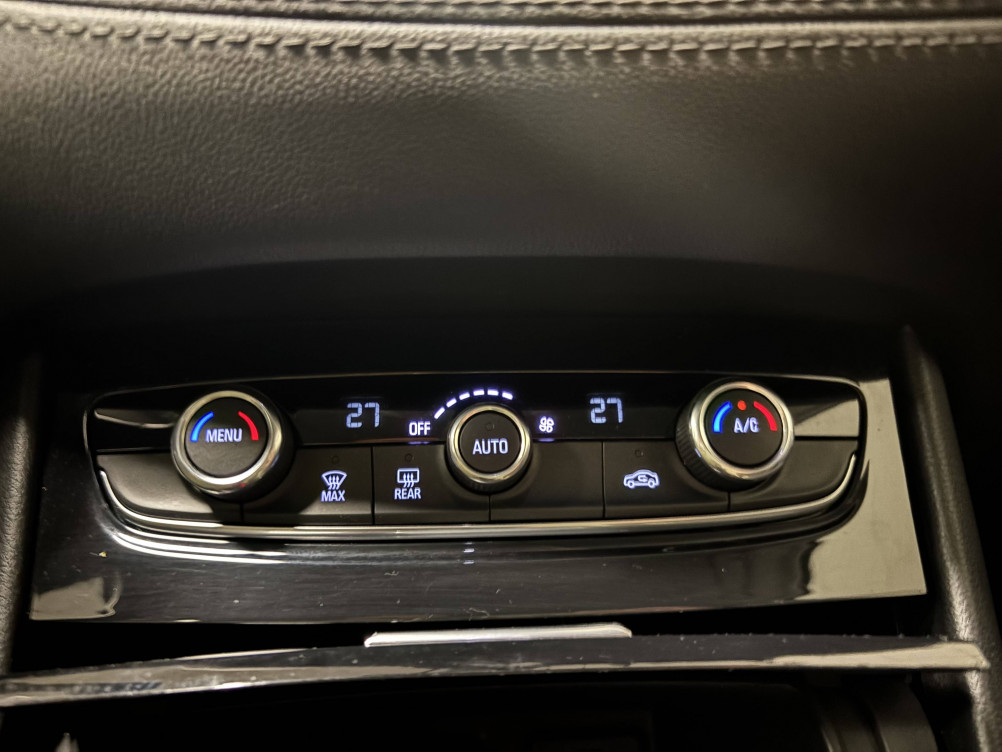 Acheter Opel Grandland X Grandland X 1.2 Turbo 130 ch ECOTEC Elite 5p occasion dans les concessions du Groupe Faurie