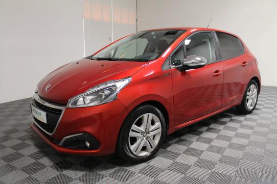 Acheter Peugeot 208 208 PureTech 82ch S&S BVM5 Signature 5p occasion dans les concessions du Groupe Faurie