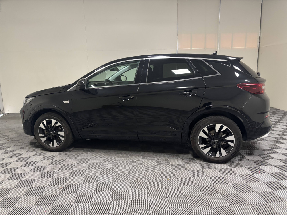 Acheter Opel Grandland Grandland 1.2 Turbo 130 ch Elegance Business 5p occasion dans les concessions du Groupe Faurie