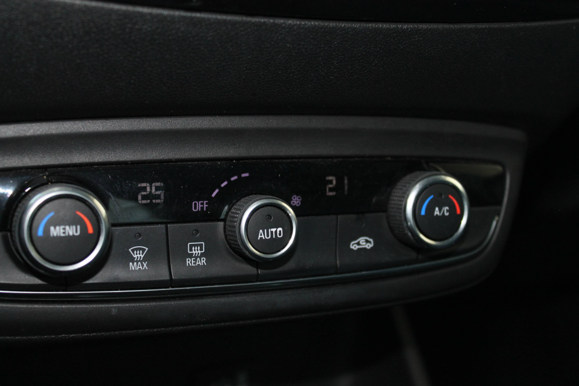 Acheter Opel Crossland X Crossland X 1.2 Turbo 110 ch Innovation 5p occasion dans les concessions du Groupe Faurie