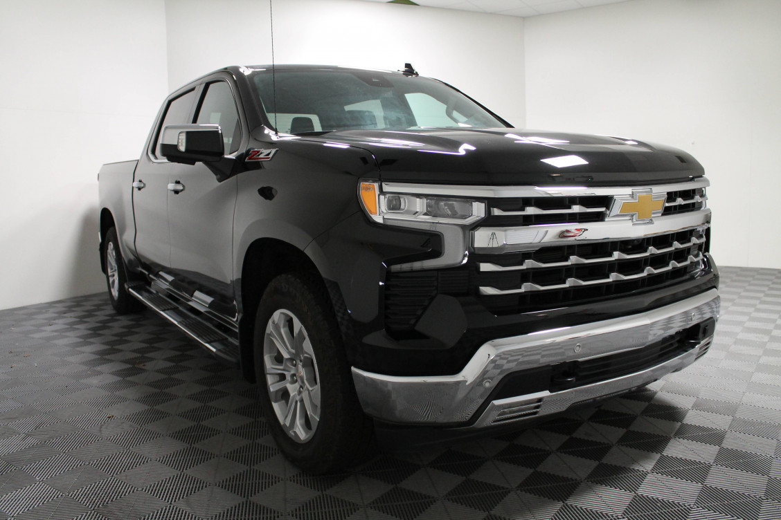 Acheter Chevrolet Tahoe SILVERADO LTZ TVA RECUPERABLE  5p occasion dans les concessions du Groupe Faurie