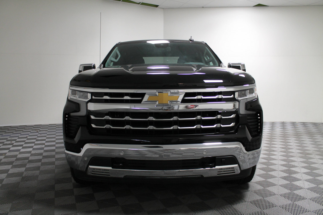 Acheter Chevrolet Tahoe SILVERADO LTZ TVA RECUPERABLE  5p occasion dans les concessions du Groupe Faurie
