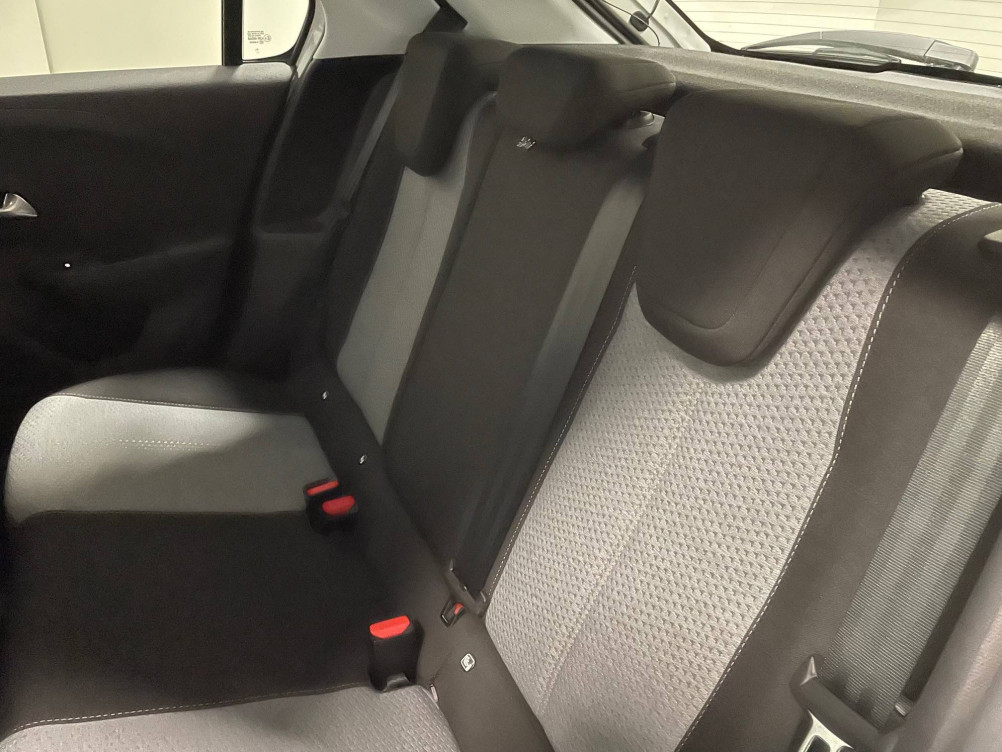 Acheter Opel Corsa Corsa 1.2 75 ch BVM5  5p occasion dans les concessions du Groupe Faurie