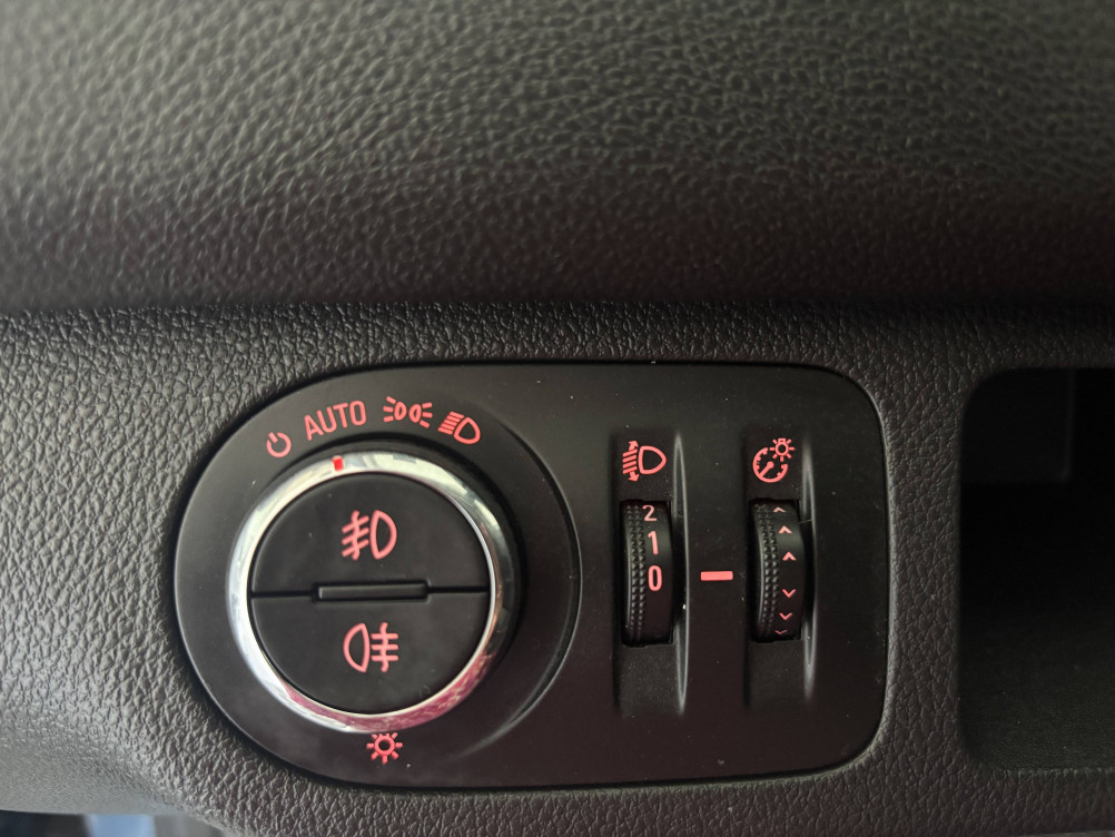 Acheter Opel Meriva Meriva 1.4 Turbo - 120 ch Twinport Start/Stop Innovation 5p occasion dans les concessions du Groupe Faurie
