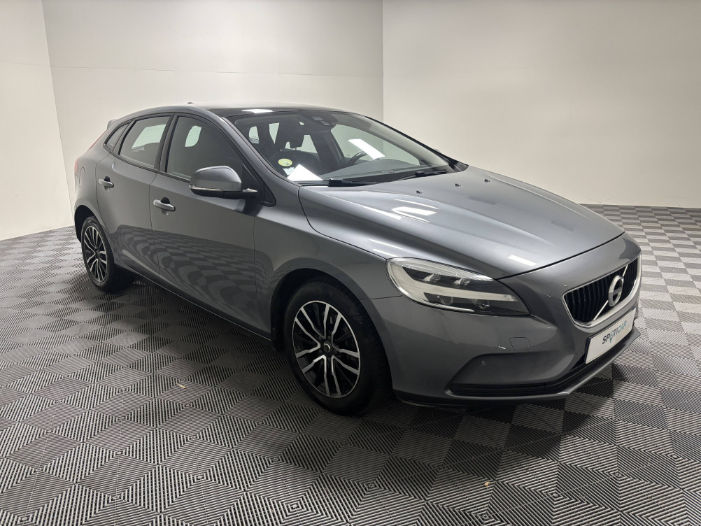 Acheter Volvo V40 V40 D3 150 Geartronic 6 Momentum Business 5p occasion dans les concessions du Groupe Faurie