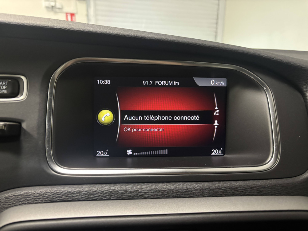 Acheter Volvo V40 V40 D3 150 Geartronic 6 Momentum Business 5p occasion dans les concessions du Groupe Faurie