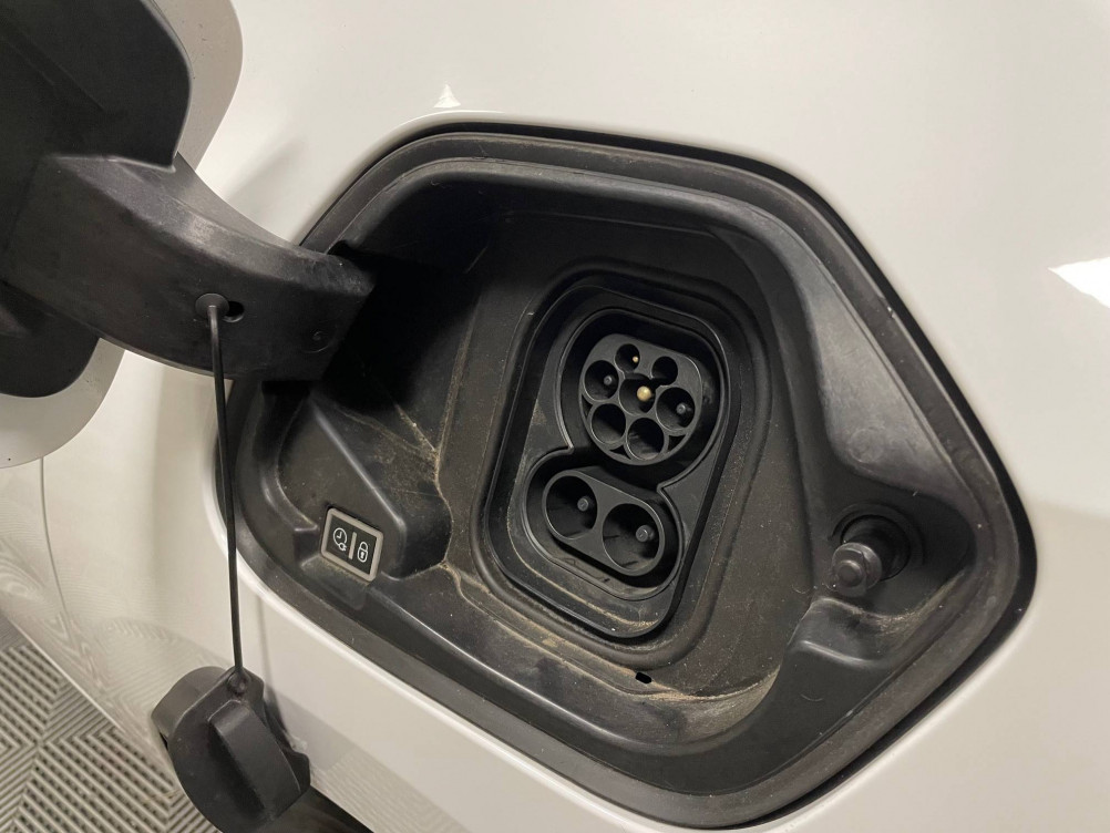 Acheter Opel Corsa E Corsa Electrique 136 ch & Batterie 50 kw/h Elegance 5p occasion dans les concessions du Groupe Faurie