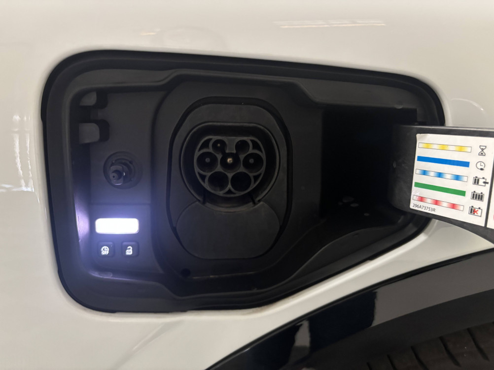 Acheter Renault Megane E-Tech Megane E-Tech EV40 130ch standard charge Equilibre 5p occasion dans les concessions du Groupe Faurie
