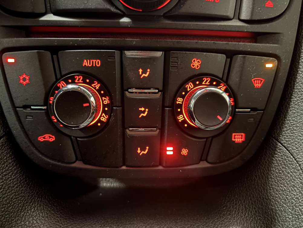 Acheter Opel Meriva Meriva 1.4 Turbo - 120 ch Twinport Start/Stop Cosmo 5p occasion dans les concessions du Groupe Faurie