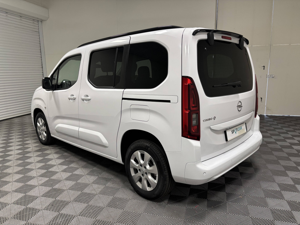 Acheter Opel Combo Combo e-Life Taille M 136 ch & Batterie 50 kw/h Elegance Pack 5p neuf dans les concessions du Groupe Faurie