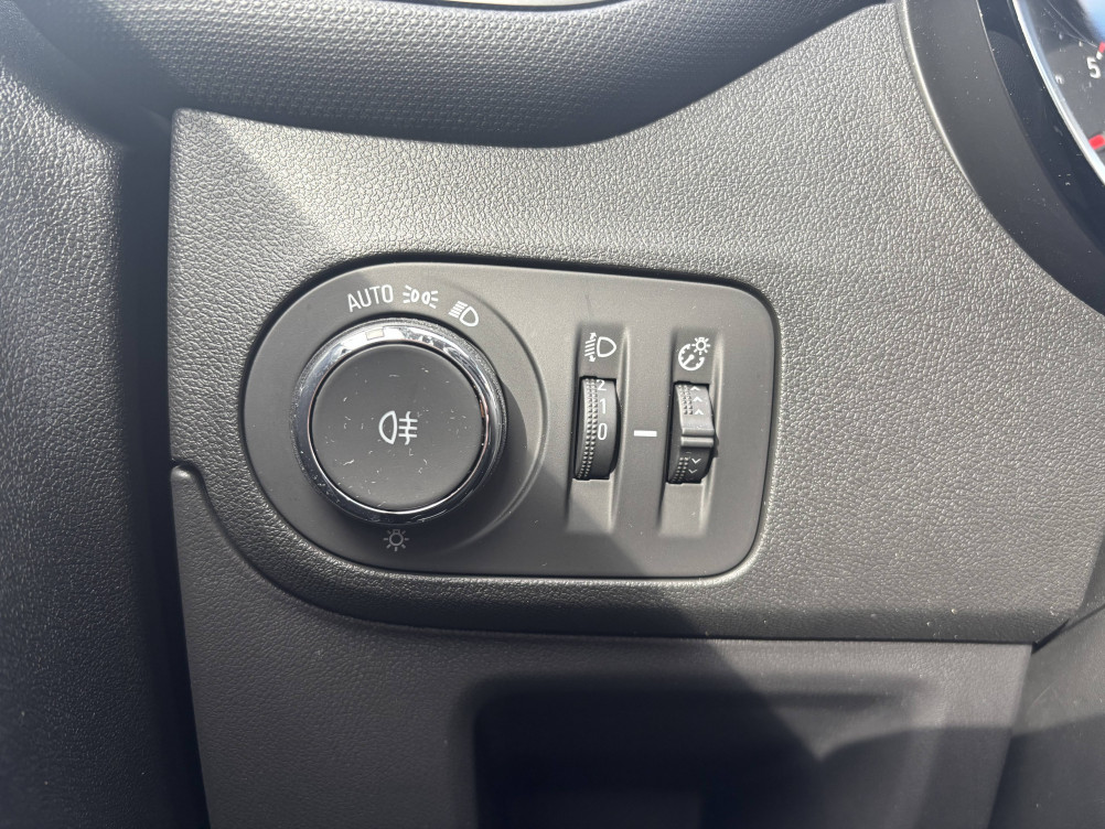 Acheter Opel Crossland Crossland 1.2 Turbo 130 ch BVA6 Elegance Business 5p occasion dans les concessions du Groupe Faurie