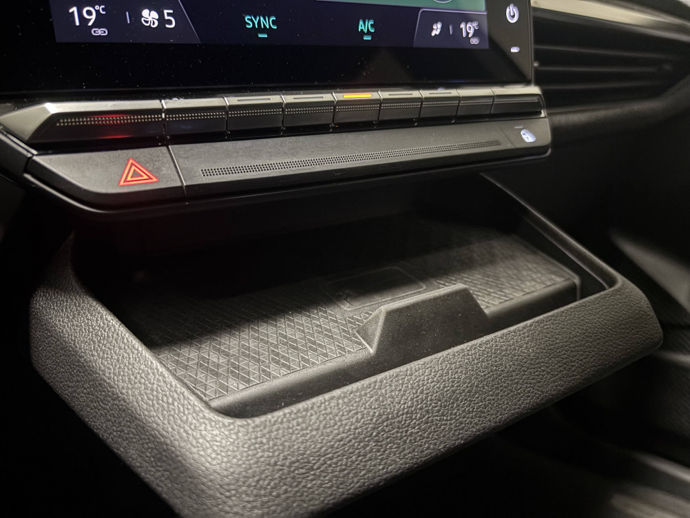 Acheter Renault Megane E-Tech Megane E-Tech EV40 130ch standard charge Equilibre 5p occasion dans les concessions du Groupe Faurie