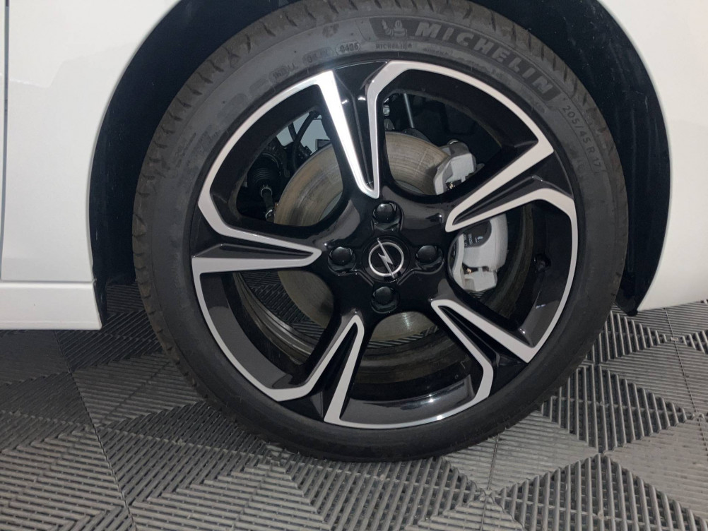 Acheter Opel Corsa Corsa 1.2 Turbo Hybrid 100 ch e-DCT6 GS 5p occasion dans les concessions du Groupe Faurie