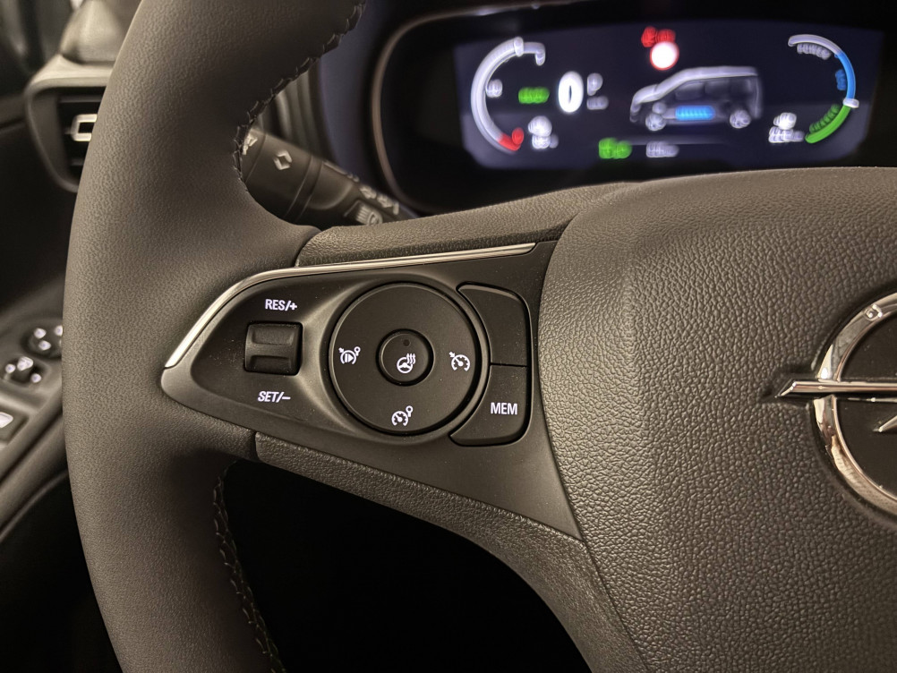 Acheter Opel Combo Combo e-Life Taille M 136 ch & Batterie 50 kw/h Elegance Pack 5p neuf dans les concessions du Groupe Faurie