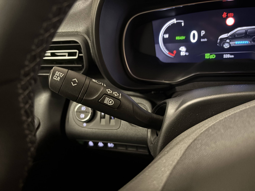 Acheter Opel Combo Combo e-Life Taille M 136 ch & Batterie 50 kw/h Elegance Pack 5p neuf dans les concessions du Groupe Faurie