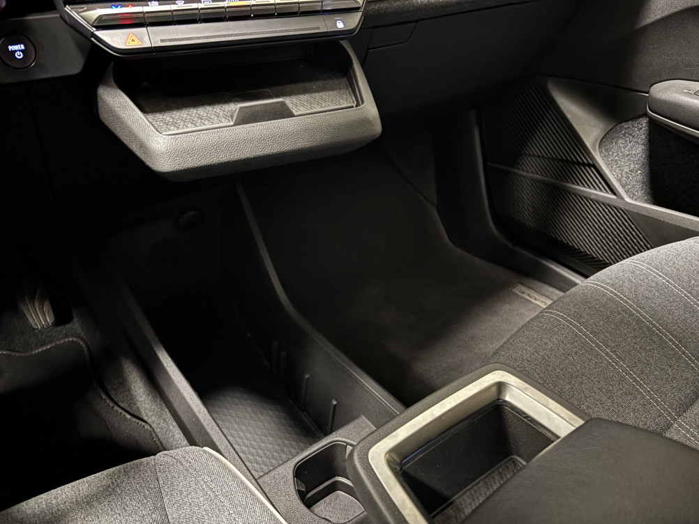 Acheter Renault Megane E-Tech Megane E-Tech EV40 130ch standard charge Equilibre 5p occasion dans les concessions du Groupe Faurie