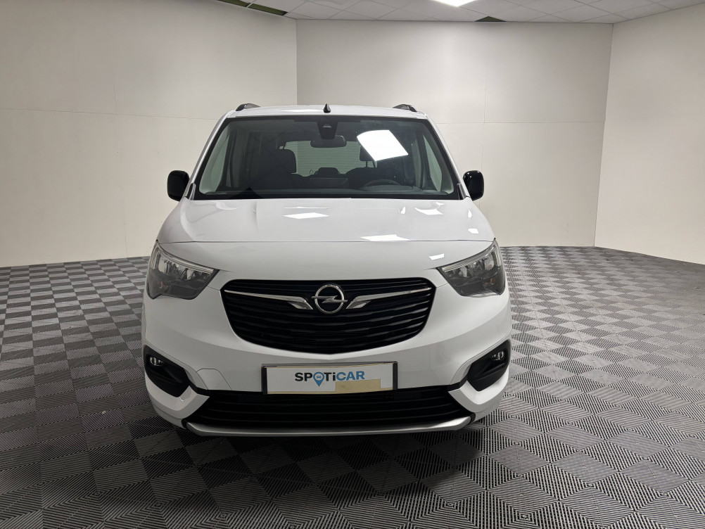 Acheter Opel Combo Combo e-Life Taille M 136 ch & Batterie 50 kw/h Elegance Pack 5p neuf dans les concessions du Groupe Faurie