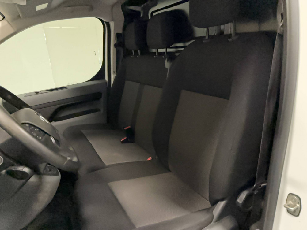 Acheter Opel Vivaro Fourgon VIVARO FGN L2 1.5 DIESEL 120 CH PACK BUSINESS 4p occasion dans les concessions du Groupe Faurie