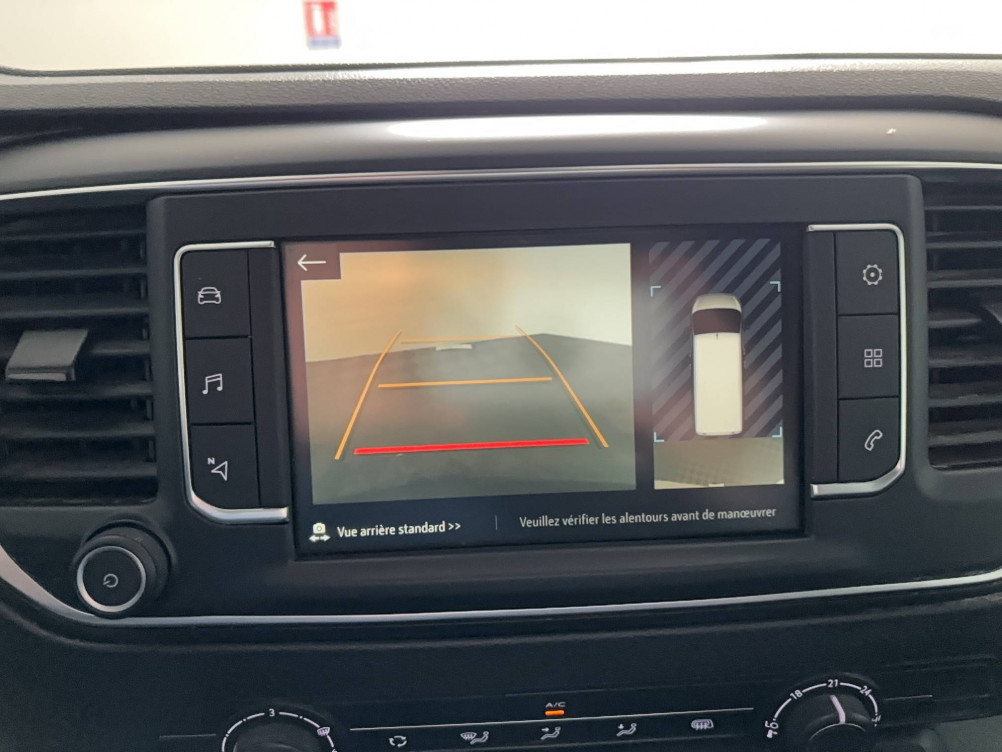 Acheter Opel Vivaro Fourgon VIVARO FGN L2 1.5 DIESEL 120 CH PACK BUSINESS 4p occasion dans les concessions du Groupe Faurie