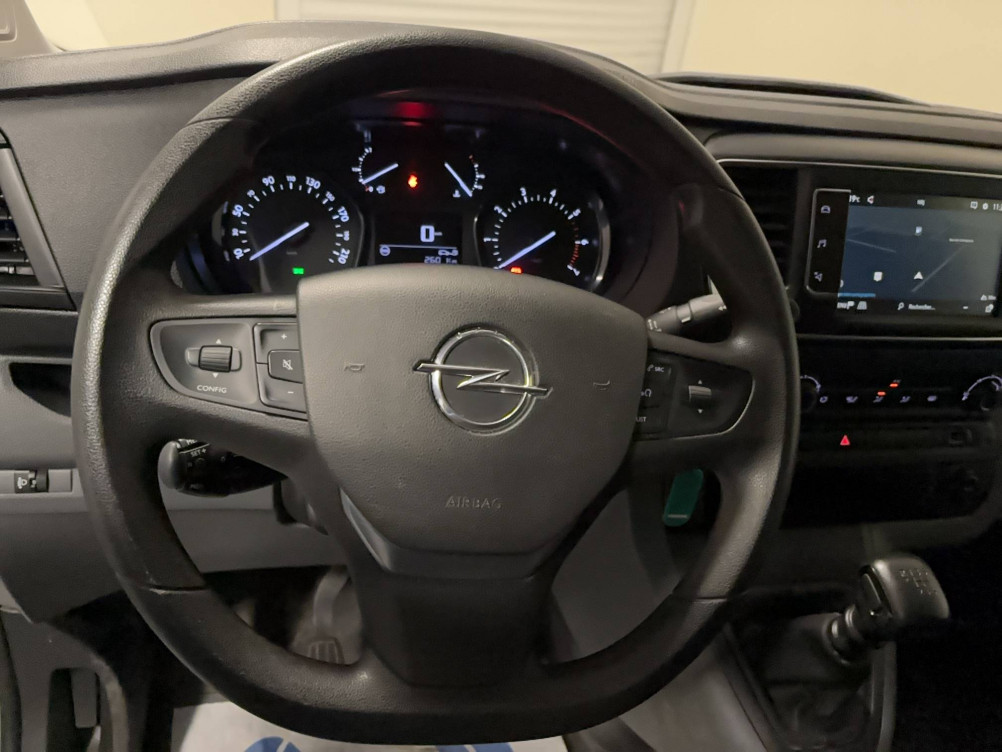 Acheter Opel Vivaro Fourgon VIVARO FGN L2 1.5 DIESEL 120 CH PACK BUSINESS 4p occasion dans les concessions du Groupe Faurie