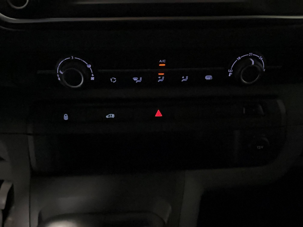 Acheter Opel Vivaro Fourgon VIVARO FGN L2 1.5 DIESEL 120 CH PACK BUSINESS 4p occasion dans les concessions du Groupe Faurie