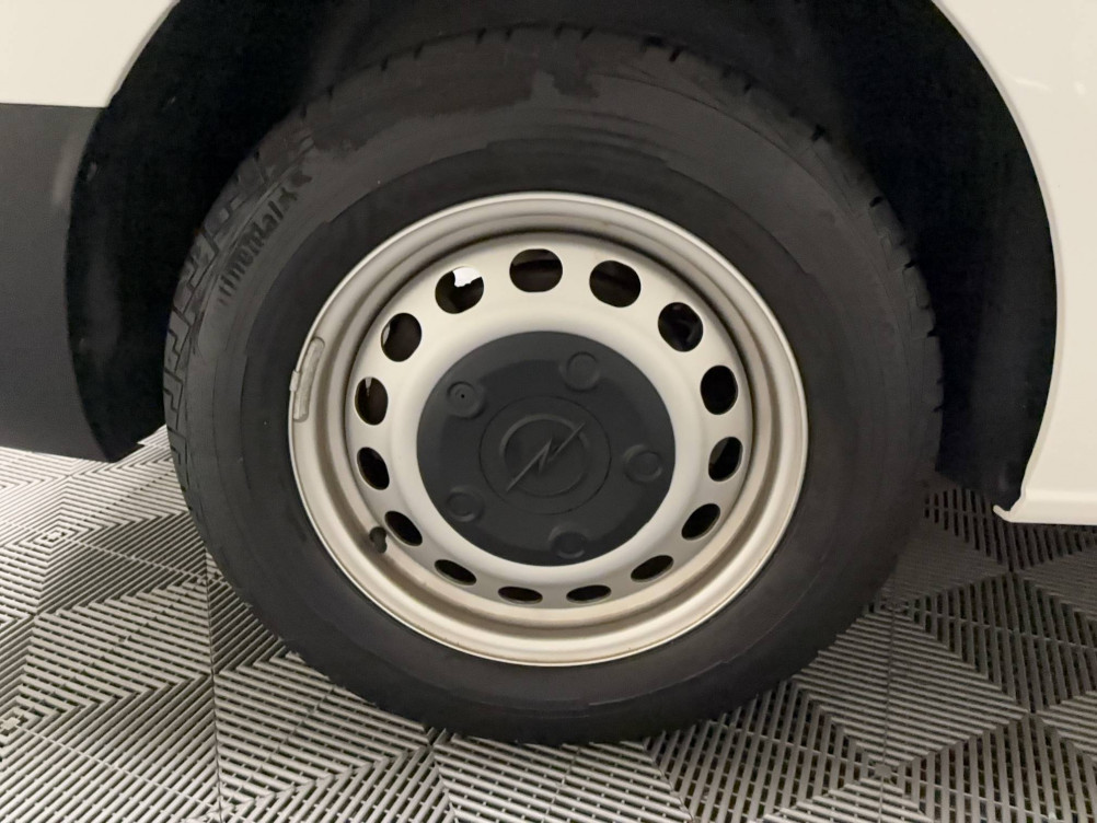 Acheter Opel Vivaro Fourgon VIVARO FGN L2 1.5 DIESEL 120 CH PACK BUSINESS 4p occasion dans les concessions du Groupe Faurie