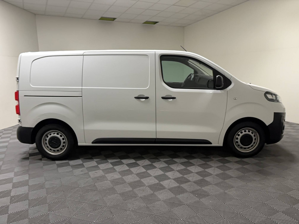 Acheter Opel Vivaro Fourgon VIVARO FGN L2 1.5 DIESEL 120 CH PACK BUSINESS 4p occasion dans les concessions du Groupe Faurie