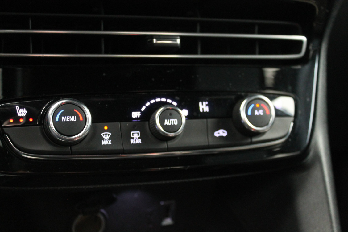 Acheter Opel Mokka Mokka Electrique 136 ch & Batterie 50 kWh Ultimate 5p occasion dans les concessions du Groupe Faurie