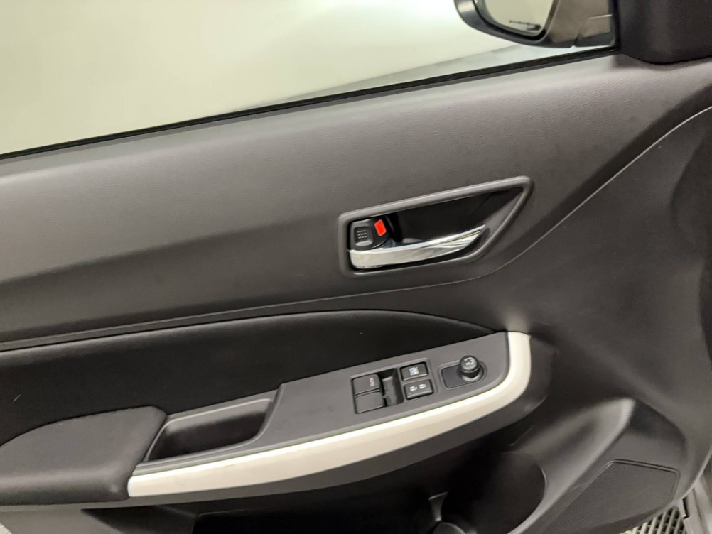 Acheter Suzuki Swift Swift 1.2 Dualjet Hybrid Privilège 5p occasion dans les concessions du Groupe Faurie