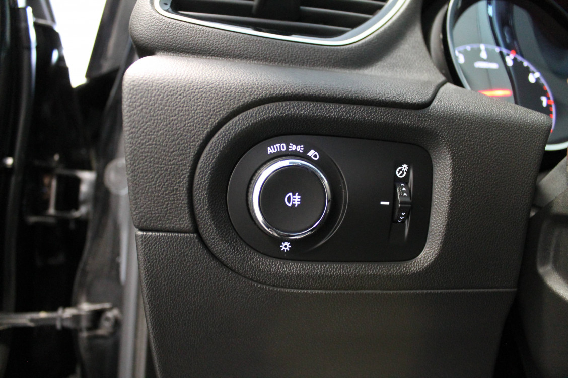 Acheter Opel Grandland X Grandland X 1.5 Diesel 130 ch BVA8 Elite 5p occasion dans les concessions du Groupe Faurie