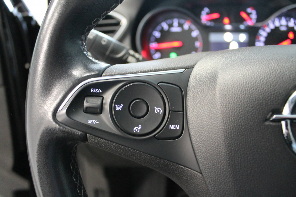 Acheter Opel Grandland X Grandland X 1.5 Diesel 130 ch BVA8 Elite 5p occasion dans les concessions du Groupe Faurie