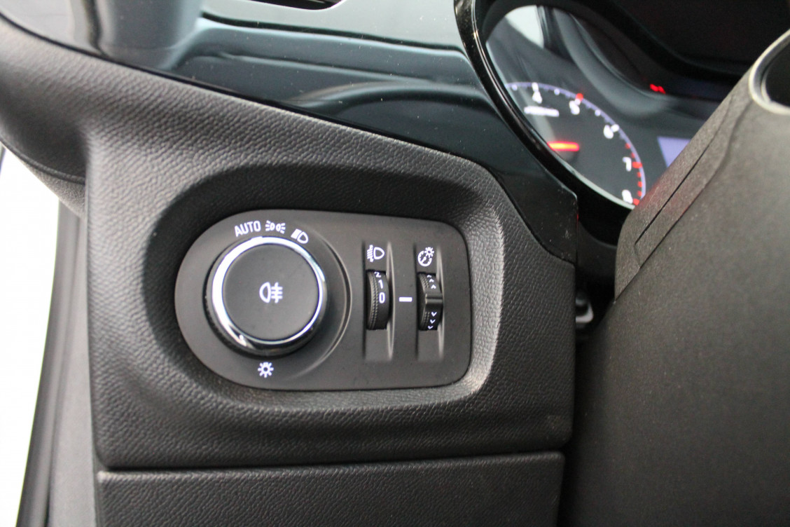 Acheter Opel Corsa Corsa 1.2 Turbo 100 ch BVM6 Edition 5p occasion dans les concessions du Groupe Faurie